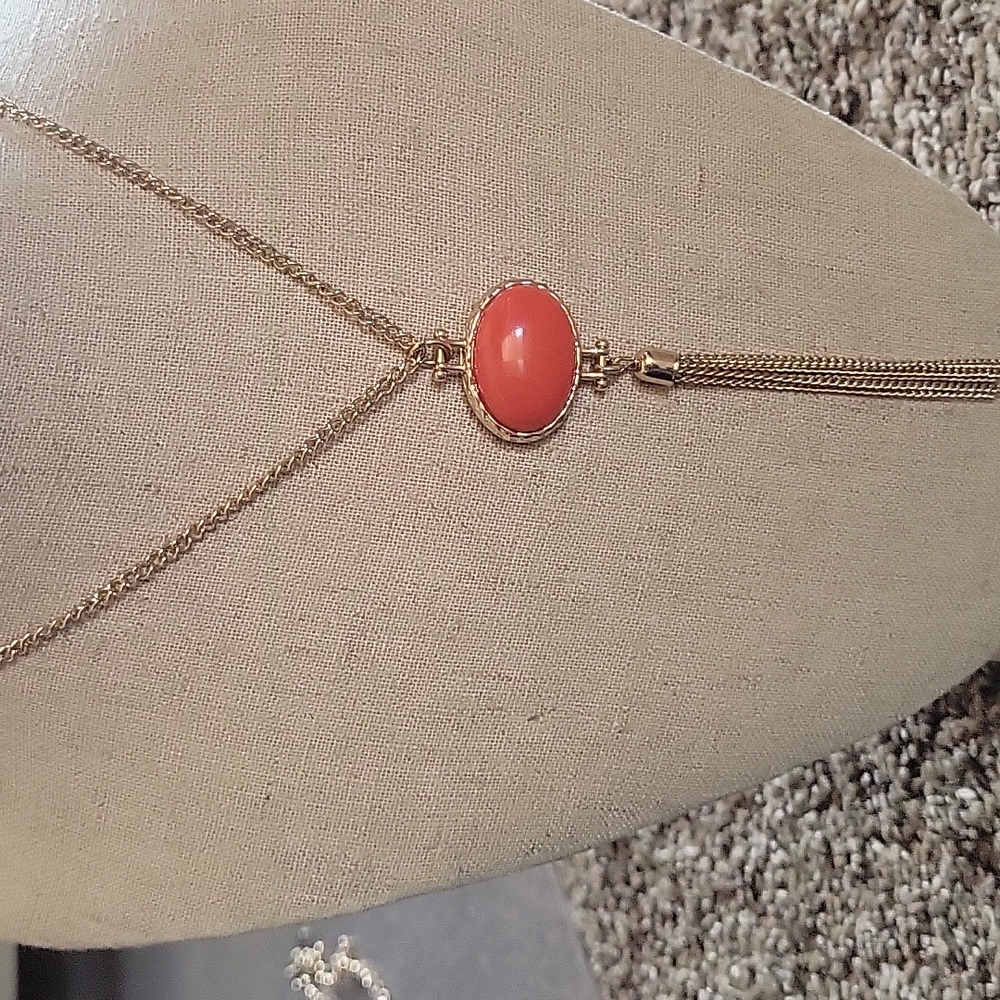 Necklace with tassel